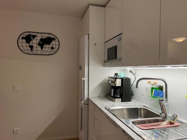 Qnq Home -Pasila เฮลซิงกิ ภายนอก รูปภาพ